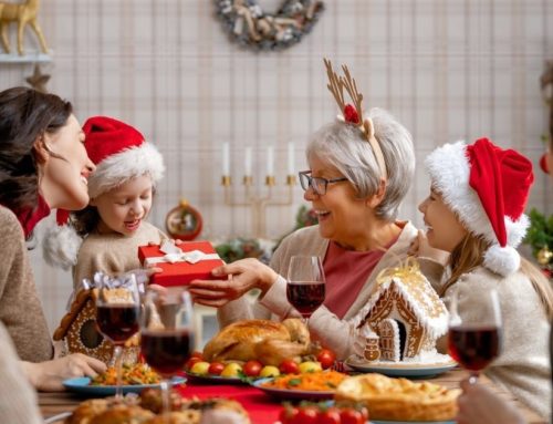 6 Fun Ways to Share Some Holiday Cheer With Your Senior Loved Ones